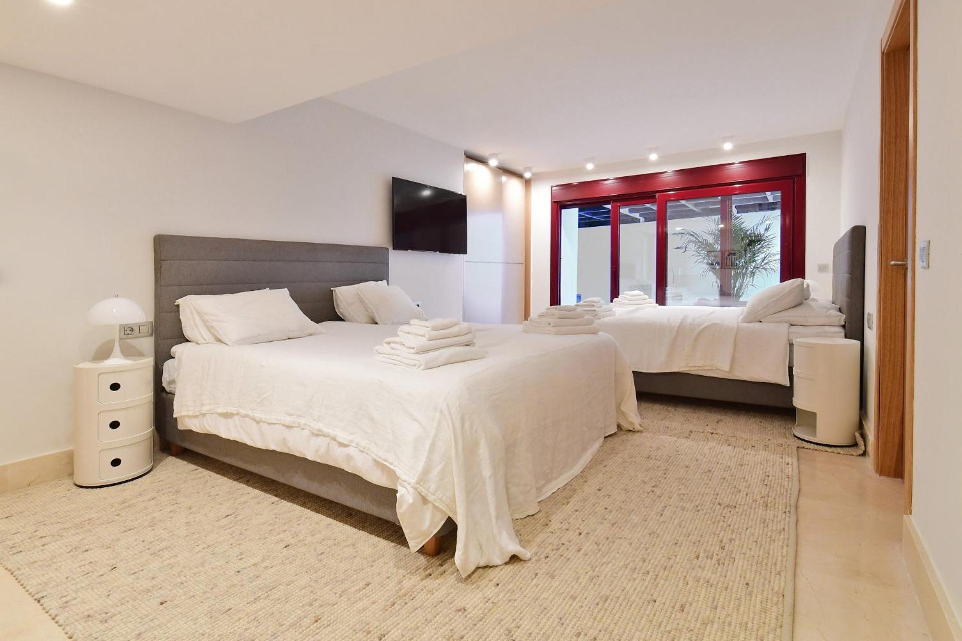 Luxury With Jacuzzis Near Puerto Banus *